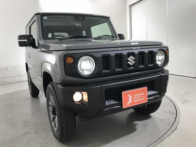 ジムニー ＸＣ　軽自動車　届出済未使用車　衝突被害軽減ブレーキ　オーディオレス　セーフティサポート　フォグランプ　ステアリングリモコン　ウィンカーミラー　アルミホイール（17枚目）
