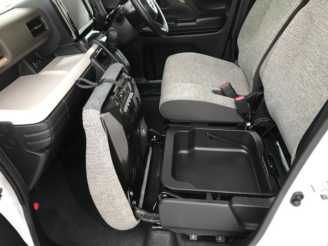 スペーシア ハイブリッドＸ　軽自動車　届出済未使用車　衝突被害軽減ブレーキ　アイドリングストップシステム　シートヒーター　オットマン　フルフラットシート　ベンチシート　両側電動スライドドア　スマートキー　パワーウィンドウ　ＡＢＳ（56枚目）