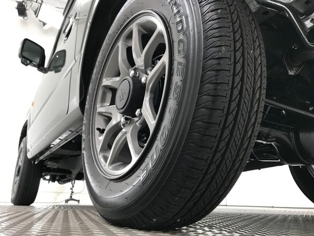 ご購入後のメンテナンス・車検も当店にお任せください！カフェのような空間でゆっくりおくつろぎ頂けますよ！