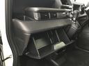 ベースグレード　軽自動車　届出済未使用車　衝突被害軽減ブレーキ　アイドリングストップ　ＡＢＳ　スマートキー　スライドドア　エアコン　エアバッグ　パワステ　パワーウィンドウ（78枚目）
