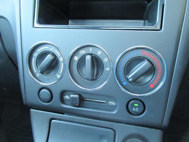 アクティブトップ 1万km台 電動オープントップ 運転席&助手席シートヒーター HIDヘッドライト フォグ 4速オートマ インタークーラーターボ 純正15インチアルミホイール 純正CD・AMFMラジオ キーレス(22枚目)