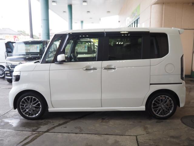 N-BOXカスタム ターボ 禁煙 リア修復 9インチナビ Bカメラ ETC 前後ドラレコ フルセグ BTA AppleCarPlay 両側電動 衝軽BK コーナーセンサー 前席ヒーター 電動PK LEDオートライト ハーフレザー(5枚目)