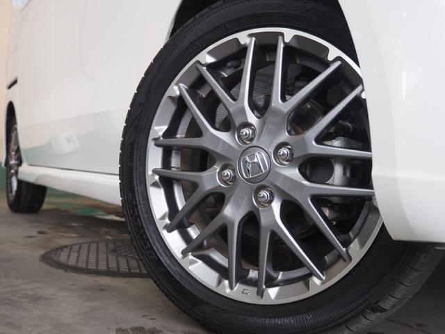 N-BOXカスタム ターボ 禁煙 リア修復 9インチナビ Bカメラ ETC 前後ドラレコ フルセグ BTA AppleCarPlay 両側電動 衝軽BK コーナーセンサー 前席ヒーター 電動PK LEDオートライト ハーフレザー(62枚目)