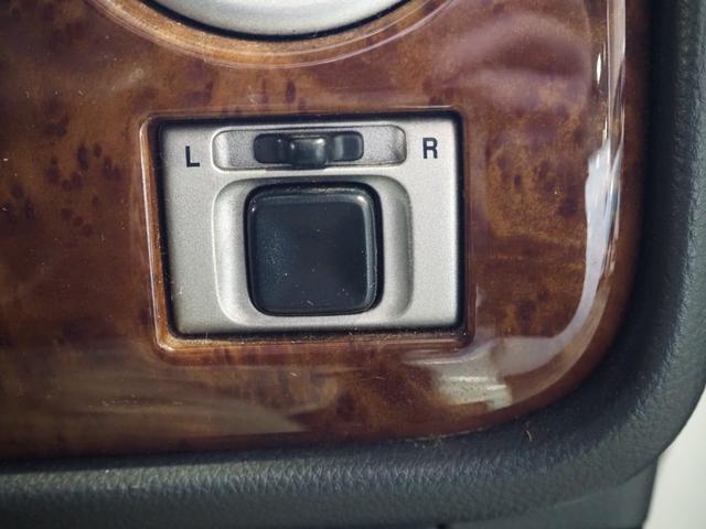 アルトラパン モード　禁煙　フルセグナビ　ＵＳＢ音楽再生可　ＣＤ　ＤＶＤ　ＳＤ録音　オートエアコン　フロアマット　ドアバイザー　フォグ　１３ＡＷ　ユーザー買取（28枚目）