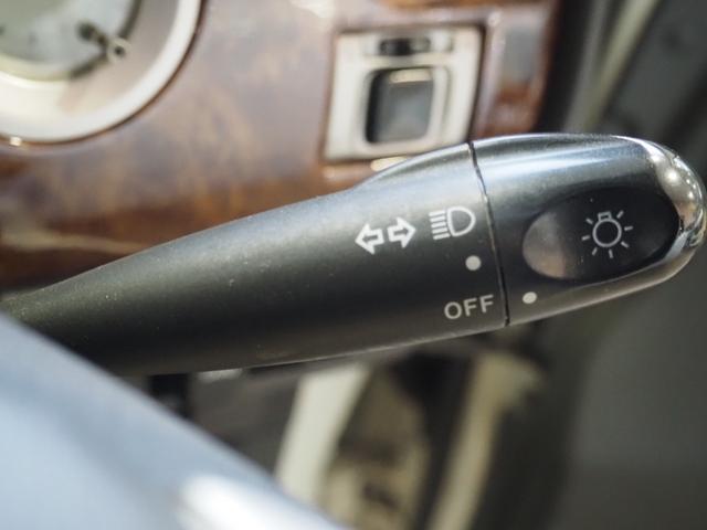 アルトラパン モード　禁煙　フルセグナビ　ＵＳＢ音楽再生可　ＣＤ　ＤＶＤ　ＳＤ録音　オートエアコン　フロアマット　ドアバイザー　フォグ　１３ＡＷ　ユーザー買取（31枚目）