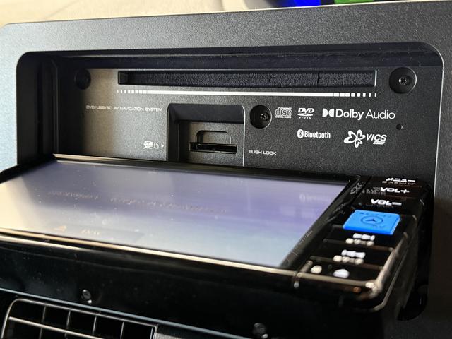 タント カスタムＲＳ　ターボ　ワンオーナー　ナビ　ドラレコ　ＥＴＣ　１年保証　ワンオーナー　ナビＴＶ　ＥＴＣ　ドラレコ　全方位カメラ　両側電動スライドドア　前後コーナーセンサー　前席シートヒーター　ＵＳＢ　Ｂｌｕｅｔｏｏｔｈ　スマートキー　１５インチ純正アルミホイール（12枚目）