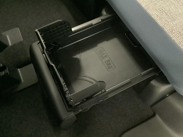 ムーヴキャンバス ストライプスＧ　両側電動スライドドア　前席シートヒーター　走行無制限１年保証　両側電動スライドドア　前後コーナーセンサー　前席シートヒーター　ホッとカップホルダー　オートマチックハイビーム　ＬＥＤヘッドライト　横滑り防止装置　スマートキー　置きラクボックス（41枚目）