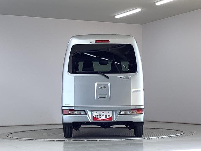 ハイゼットカーゴ デラックスＳＡＩＩＩ　ワンオーナー　ＥＴＣ　両側スライドドア　走行無制限１年保証　ワンオーナー　ＥＴＣ　両側スライドドア　リアコーナーセンサー　オートマチックハイビーム　アイドリングストップ　キーレスエントリー　横滑り防止装置　ドアバイザー　スマートアシスト（10枚目）