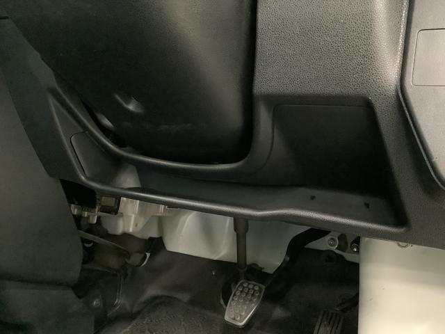 ハイゼットカーゴ ＤＸ　ＥＴＣ　アイドリングストップ　キーレスエントリー　走行無制限１年保証　アイドリングストップ　ＥＴＣ　キーレスエントリー　荷室マット　ドアバイザー　ヘッドライトレベライザー　両側スライドドア　アクセサリーソケット　マニュアルエアコン　ラジオ（19枚目）