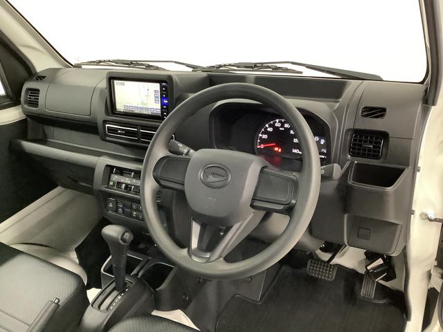 ハイゼットトラック ハイルーフ　ＣＶＴ　ワンオーナー　ナビ　ＥＴＣ　バックカメラ　１年保証　ワンオーナー　ナビＴＶ　ＥＴＣ　ＣＶＴ車　バックカメラ　前後コーナーセンサー　３方開　ＤＶＤ　ＵＳＢ　Ｂｌｕｅｔｏｏｔｈ　オートマチックハイビーム　横滑り防止装置　オーバーヘッドコンソール（5枚目）