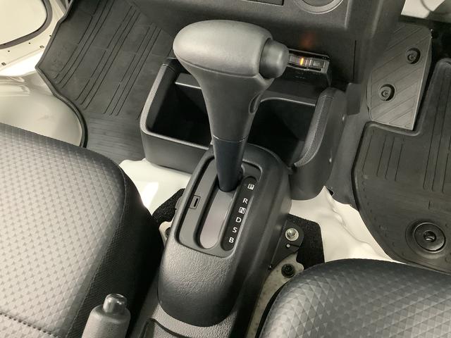 ハイゼットトラック ハイルーフ　ＣＶＴ　ワンオーナー　ナビ　ＥＴＣ　バックカメラ　１年保証　ワンオーナー　ナビＴＶ　ＥＴＣ　ＣＶＴ車　バックカメラ　前後コーナーセンサー　３方開　ＤＶＤ　ＵＳＢ　Ｂｌｕｅｔｏｏｔｈ　オートマチックハイビーム　横滑り防止装置　オーバーヘッドコンソール（26枚目）
