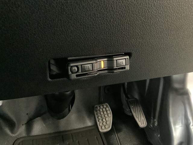 ハイゼットカーゴ ＤＸ　ＣＶＴ　９インチディスプレイオーディオ　ＥＴＣ　１年保証　９インチディスプレイオーディオ　ＣＶＴ車　ＥＴＣ　バックカメラ　前後コーナーセンサー　ＵＳＢ接続　Ｂｌｕｅｔｏｏｔｈ　オートマチックハイビーム　アイドリングストップ　キーレスエントリー（29枚目）