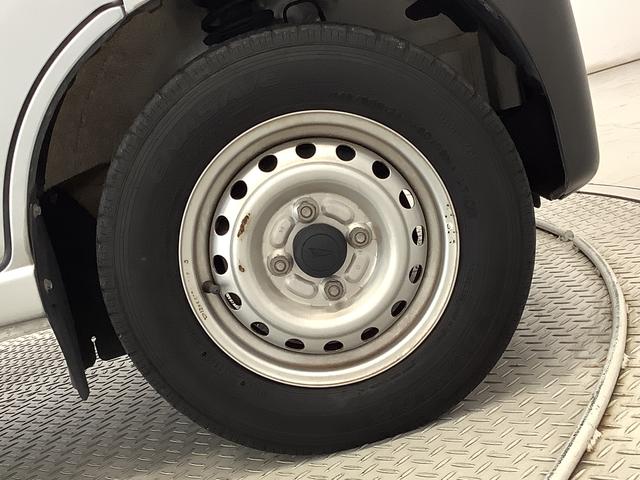 ハイゼットカーゴ デラックスＳＡＩＩＩ　ＡＴ　ＥＴＣ　コーナーセンサー　ラジオ　走行無制限１年保証　リアコーナーセンサー　ＡＴ車　ＥＴＣ　オートマチックハイビーム　ＬＥＤヘッドライト　アイドリングストップ　キーレスエントリー　横滑り防止装置　ドアバイザー　ラジオ　スマートアシスト（42枚目）