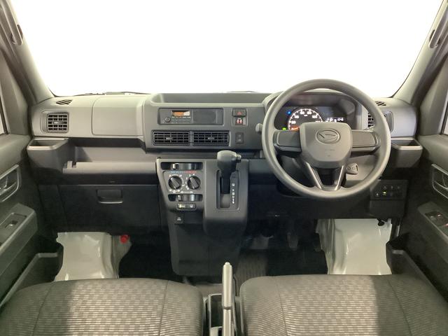 ハイゼットカーゴ ＤＸ　４ＷＤ　ＣＶＴ　前後コーナーセンサー　両側スライドドア　走行無制限１年保証　前後コーナーセンサー　４ＷＤ　ＣＶＴ車　オートマチックハイビーム　アイドリングストップ　キーレスエントリー　横滑り防止装置　オートライト　ヘッドライトレベライザー　ラジオ（5枚目）