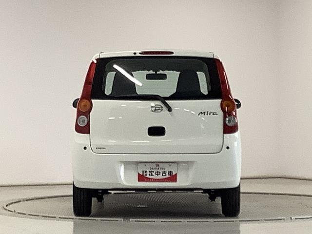 ミラ TX CVT ETC キーレスエントリー ドアバイザー 走行無制限1年保証 キーレスエントリー CVT車 ETC ドアバイザー ヘッドライトレベライザー マニュアルエアコン インパネシフト アクセサリーソケット ラジオ 助手席エアバック 衝突安全ボディ(9枚目)