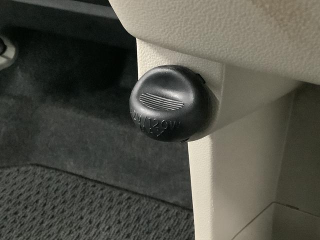 ムーヴ Ｘ　ＳＡＩＩＩ　ＣＤオーディオ　シートヒーター　スマートキー　走行無制限１年保証　運転席シートヒーター　ＣＤオーディオ　オートマチックハイビーム　アイドリングストップ　プッシュスタート　横滑り防止装置　オートエアコン　電動格納ミラー　１４インチ純正アルミホイール（27枚目）