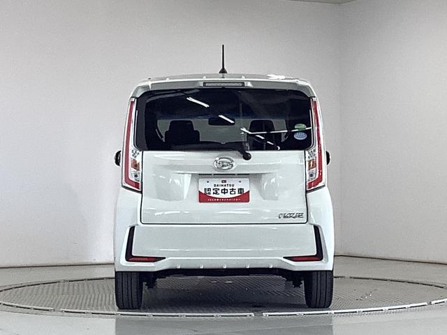 【キレイなおクルマがお待ちしております】兵庫ダイハツでは店舗入庫前に当社再生工場にてクリーニング!店舗でも定期的に洗車♪品質には自信があります!お気軽にご来店下さい。