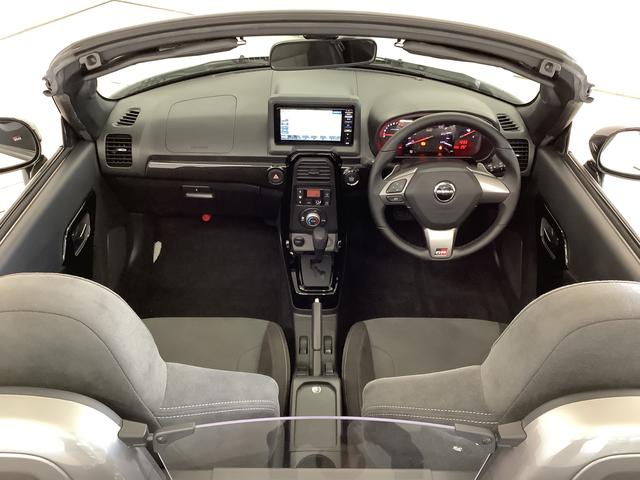 コペン GR スポーツ CVT 1オーナー ナビ ETC レカロ 1年保証 ワンオーナー ナビTV ETC バックカメラ CVT車 シートヒーター USB接続 LEDヘッドライト パドルシフト レカロシート MOMOステアリング 16インチ純正BBSアルミホイール(5枚目)