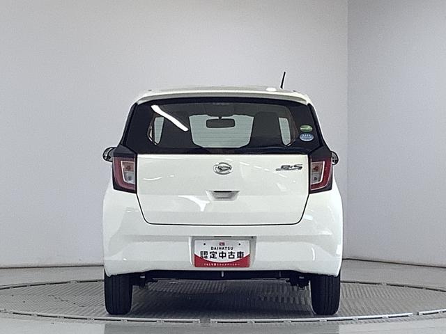 ミライース L アイドリングストップ キーレスエントリー 横滑り防止装置 走行無制限1年保証 アイドリングストップ キーレスエントリー 横滑り防止装置 ヘッドライトレベライザー アクセサリーソケット マニュアルエアコン インパネシフト インフォーメーションディスプレイ(8枚目)