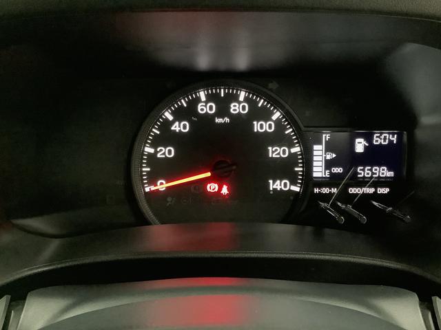 ハイゼットカーゴ スペシャル 5MT 前後コーナーセンサー 両側スライドドア 走行無制限1年保証 前後コーナーセンサー MT車 オートマチックハイビーム アイドリングストップ 横滑り防止装置 オートライト ヘッドライトレベライザー パワーウィンドウ ラジオ スマートアシスト(24枚目)