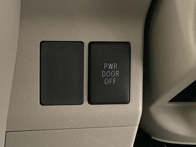 タント スローパーＸ　ＳＡＩＩ　リヤシート付仕様　福祉車輌　ナビＴＶ　スローパーＸ　ＳＡＩＩ　リヤシート付仕様　福祉車輌　１年保証　福祉車両　ＥＴＣ　バックカメラ　ナビＴＶ　片側電動スライドドア　ＵＳＢ接続　プッシュスタート　横滑り防止装置　電動格納ミラー　電動ウインチ（33枚目）