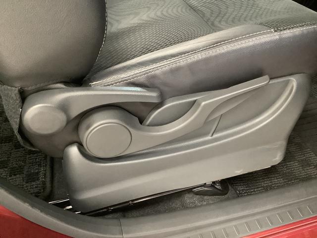 ムーヴ カスタム X ハイパーSAII ETC LEDヘッドライト 走行無制限1年保証 LEDヘッドライト ETC アイドリングストップ プッシュスタート 横滑り防止装置 オートライト オートエアコン ドアバイザー 電動格納ドアミラー 14インチ純正アルミホイール(32枚目)