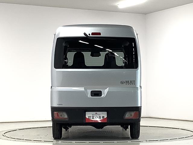 ハイゼットカーゴ ＤＸ　４ＷＤ　ＣＶＴ　ワンオーナー　前後コーナーセンサー　走行無制限１年保証　４ＷＤ　ワンオーナー　ＣＶＴ車　前後コーナーセンサー　オートマチックハイビーム　アイドリングストップ　キーレスエントリー　横滑り防止装置　オートライト　ラジオ　両側スライドドア（10枚目）