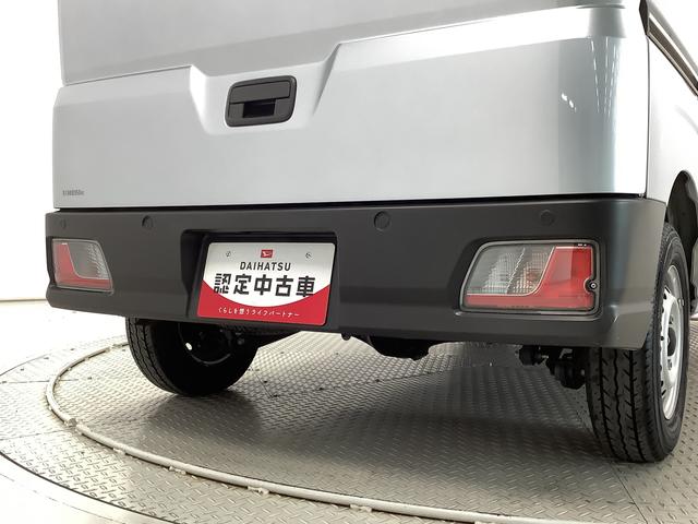 ハイゼットカーゴ ＤＸ　４ＷＤ　ＣＶＴ　ワンオーナー　前後コーナーセンサー　走行無制限１年保証　４ＷＤ　ワンオーナー　ＣＶＴ車　前後コーナーセンサー　オートマチックハイビーム　アイドリングストップ　キーレスエントリー　横滑り防止装置　オートライト　ラジオ　両側スライドドア（12枚目）