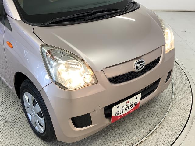 ミラ Ｘスペシャル　５ＭＴ　ＣＤオーディオ　キーレスエントリー　走行無制限１年保証　キーレスエントリー　ＣＤオーディオ　ＭＴ車　ドアバイザー　ヘッドライトレベライザー　アクセサリーソケット　マニュアルエアコン　テンパータイヤ　衝突安全ボディ　助手席エアバック（12枚目）