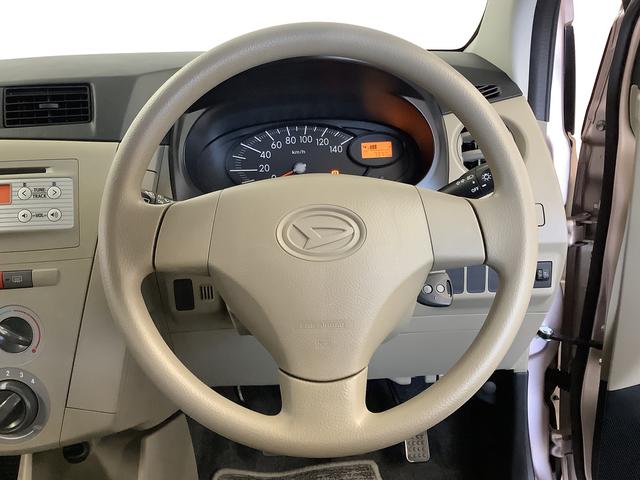 ミラ Ｘスペシャル　５ＭＴ　ＣＤオーディオ　キーレスエントリー　走行無制限１年保証　キーレスエントリー　ＣＤオーディオ　ＭＴ車　ドアバイザー　ヘッドライトレベライザー　アクセサリーソケット　マニュアルエアコン　テンパータイヤ　衝突安全ボディ　助手席エアバック（19枚目）