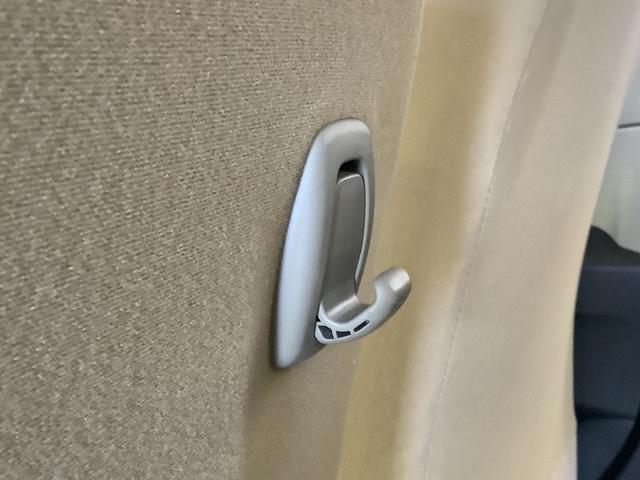 ミラ Ｘスペシャル　５ＭＴ　ＣＤオーディオ　キーレスエントリー　走行無制限１年保証　キーレスエントリー　ＣＤオーディオ　ＭＴ車　ドアバイザー　ヘッドライトレベライザー　アクセサリーソケット　マニュアルエアコン　テンパータイヤ　衝突安全ボディ　助手席エアバック（33枚目）