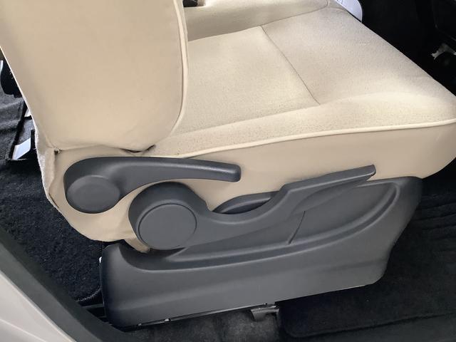 ムーヴキャンバス Xメイクアップリミテッド SAIII ナビ 全方位カメラ 1年保証 ETC 両側電動スライドドア ナビ 全方位カメラ Bluetooth オートマチックハイビーム アイドリングストップ プッシュスタート 横滑り防止装置 オートライト オートエアコン(40枚目)