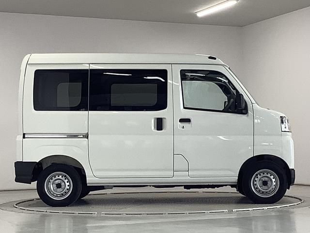 ハイゼットカーゴ ＤＸ　雹害車両　ＣＶＴ　ワンオーナー　前後コーナーセンサー　雹害車両　１年保証　前後コーナーセンサー　ワンオーナー　ＣＶＴ車　オートマチックハイビーム　アイドリングストップ　キーレスエントリー　横滑り防止装置　オートライト　ヘッドライトレベライザー　ラジオ（8枚目）