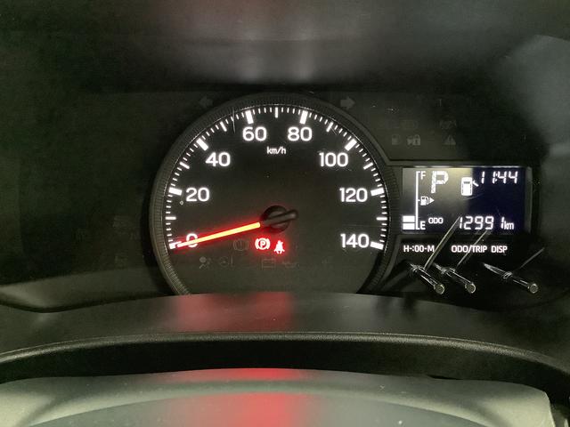 ハイゼットカーゴ ＤＸ　ＣＶＴ　ワンオーナー　前後コーナーセンサー　キーレス　走行無制限１年保証　前後コーナーセンサー　ワンオーナー　ＣＶＴ車　オートマチックハイビーム　アイドリングストップ　キーレスエントリー　横滑り防止装置　オートライト　ヘッドライトレベライザー　ラジオ（24枚目）