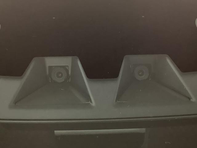 ハイゼットカーゴ ＤＸ　雹害車両　ＣＶＴ　前後コーナーセンサー　キーレス　雹害車両　１年保証　前後コーナーセンサー　ＣＶＴ車　オートマチックハイビーム　アイドリングストップ　キーレスエントリー　横滑り防止装置　オートライト　ヘッドライトレベライザー　パワーウィンドウ（7枚目）