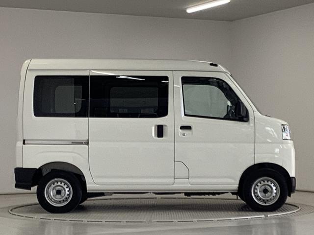 ハイゼットカーゴ ＤＸ　雹害車両　ＣＶＴ　前後コーナーセンサー　キーレス　雹害車両　１年保証　前後コーナーセンサー　ＣＶＴ車　オートマチックハイビーム　アイドリングストップ　キーレスエントリー　横滑り防止装置　オートライト　ヘッドライトレベライザー　パワーウィンドウ（8枚目）