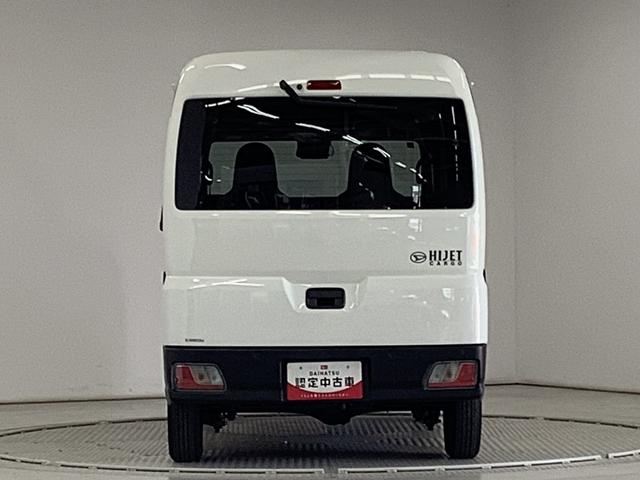 ハイゼットカーゴ ＤＸ　雹害車両　ＣＶＴ　前後コーナーセンサー　キーレス　雹害車両　１年保証　前後コーナーセンサー　ＣＶＴ車　オートマチックハイビーム　アイドリングストップ　キーレスエントリー　横滑り防止装置　オートライト　ヘッドライトレベライザー　パワーウィンドウ（10枚目）