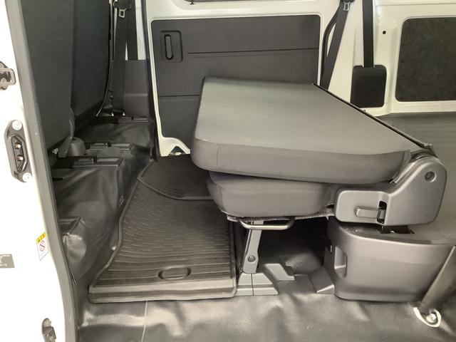 ハイゼットカーゴ ＤＸ　雹害車両　ＣＶＴ　前後コーナーセンサー　キーレス　雹害車両　１年保証　前後コーナーセンサー　ＣＶＴ車　オートマチックハイビーム　アイドリングストップ　キーレスエントリー　横滑り防止装置　オートライト　ヘッドライトレベライザー　パワーウィンドウ（38枚目）
