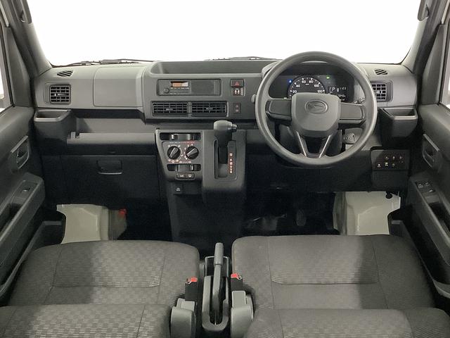ハイゼットカーゴ ＤＸ　４ＷＤ　ＣＶＴ　前後コーナーセンサー　キーレス　ラジオ　走行無制限１年保証　前後コーナーセンサー　４ＷＤ　ＣＶＴ車　オートマチックハイビーム　アイドリングストップ　キーレスエントリー　横滑り防止装置　オートライト　ヘッドライトレベライザー　ラジオ（5枚目）