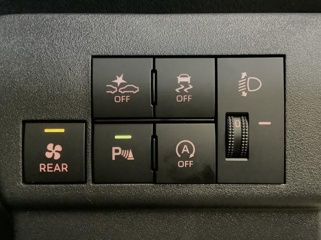 ハイゼットカーゴ ＤＸ　４ＷＤ　ＣＶＴ　前後コーナーセンサー　キーレス　ラジオ　走行無制限１年保証　前後コーナーセンサー　４ＷＤ　ＣＶＴ車　オートマチックハイビーム　アイドリングストップ　キーレスエントリー　横滑り防止装置　オートライト　ヘッドライトレベライザー　ラジオ（19枚目）