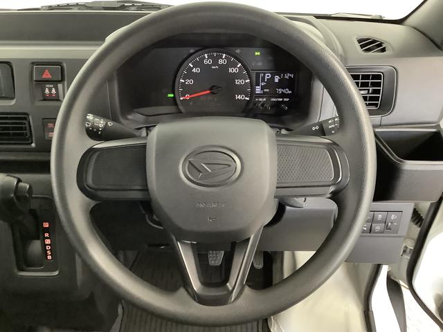 ハイゼットカーゴ ＤＸ　４ＷＤ　ＣＶＴ　前後コーナーセンサー　キーレス　ラジオ　走行無制限１年保証　前後コーナーセンサー　４ＷＤ　ＣＶＴ車　オートマチックハイビーム　アイドリングストップ　キーレスエントリー　横滑り防止装置　オートライト　ヘッドライトレベライザー　ラジオ（20枚目）