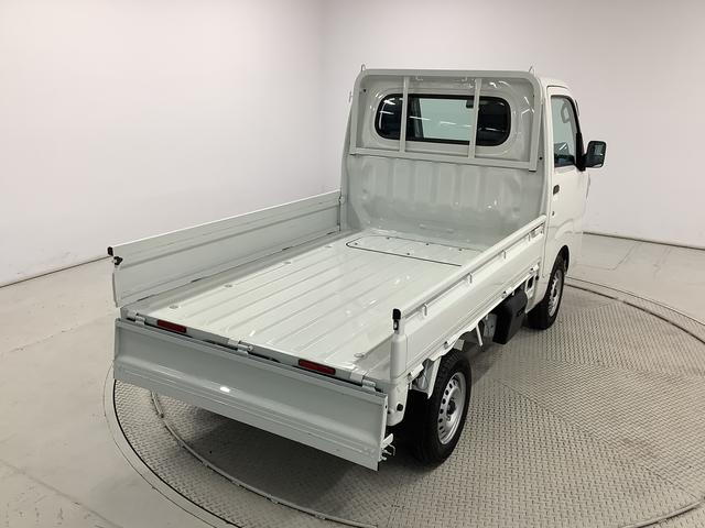 ハイゼットトラック スタンダード　４ＷＤ　ＣＶＴ　前後コーナーセンサー　ラジオ　走行無制限１年保証　前後コーナーセンサー　４ＷＤ　ＣＶＴ車　３方開　オートマチックハイビーム　アイドリングストップ　横滑り防止装置　オートライト　ヘッドライトレベライザー　ラジオ　スマートアシスト（31枚目）