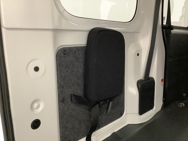 ハイゼットカーゴ クルーズ　ＣＶＴ車　前後コーナーセンサー　プッシュスタート　走行無制限１年保証　前後コーナーセンサー　ＣＶＴ車　オートマチックハイビーム　アイドリングストップ　プッシュスタート　横滑り防止装置　ヘッドライトレベライザー　電動格納ドアミラー　両側スライドドア（40枚目）