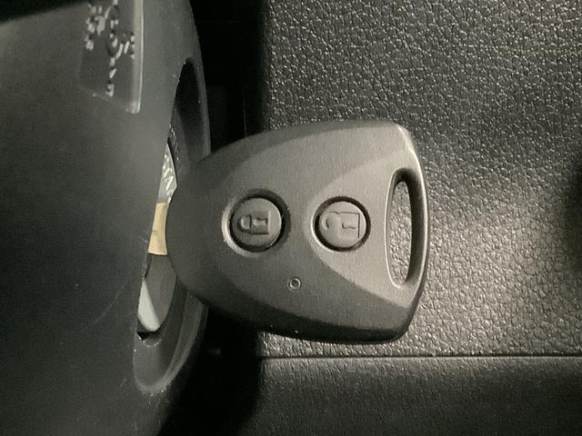 ハイゼットカーゴ DX CVT ワンオーナー 前後コーナーセンサー キーレス 走行無制限1年保証 前後コーナーセンサー CVT車 ワンオーナー オートマチックハイビーム アイドリングストップ 横滑り防止装置 キーレスエントリー オートライト ヘッドライトレベライザー ラジオ(22枚目)