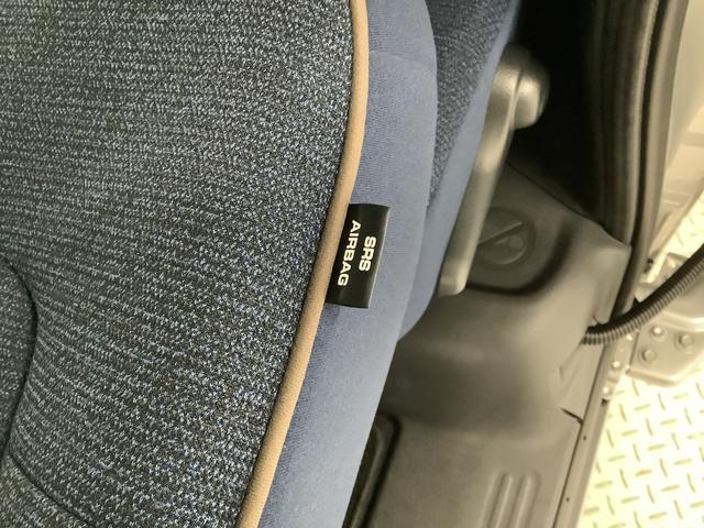 ムーヴキャンバス セオリーGターボ 4WD 1オーナー クルコン 両側電動ドア 走行無制限1年保証 両側電動スライドドア 4WD ワンオーナー アダプティブクルーズコントロール 前後コーナーセンサー 前席シートヒーター ホッとカップホルダー オートマチックハイビーム スマートキー(17枚目)