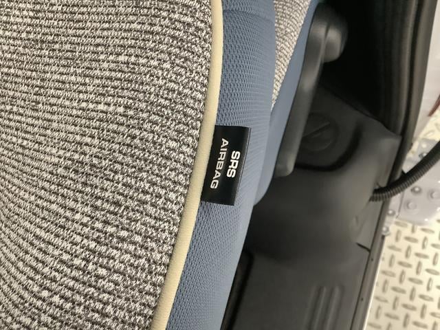 ムーヴキャンバス ストライプスＧターボ　アダプティブクルーズコントロール　走行無制限１年保証　両側電動スライドドア　アダプティブクルーズコントロール　前後コーナーセンサー　前席シートヒーター　ホッとカップホルダー　オートマチックハイビーム　ＬＥＤヘッドライト　スマートキー（18枚目）