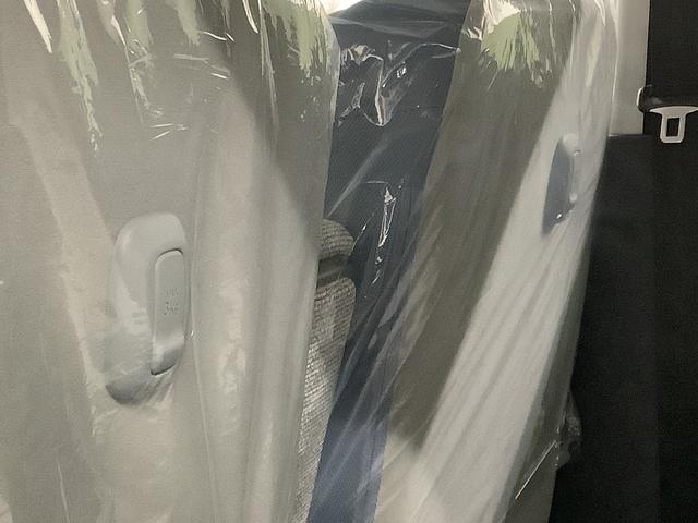 ムーヴキャンバス ストライプスＧ　９インチディスプレイオーディオ　全方位カメラ　１年保証　９インチディスプレイオーディオ　全方位カメラ　両側電動スライドドア　前後コーナーセンサー　前席シートヒーター　Ｂｌｕｅｔｏｏｔｈ　オートマチックハイビーム　スマートキー　Ｑｉワイヤレス充電（48枚目）