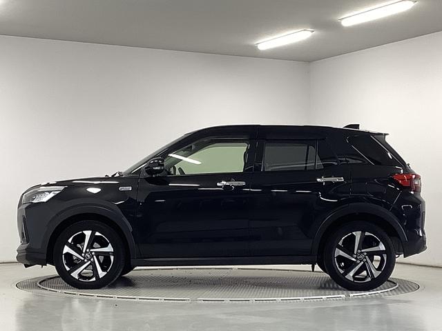 ロッキー プレミアムＧ　ＨＥＶ　ワンオーナー　ディスプレイオーディオ　１年保証　９インチディスプレイオーディオ　ワンオーナー　ドラレコ　全方位カメラ　アダプティブクルーズコントロール　前後コーナーセンサー　前席シートヒーター　ＵＳＢ接続　１７インチ純正アルミホイール（11枚目）