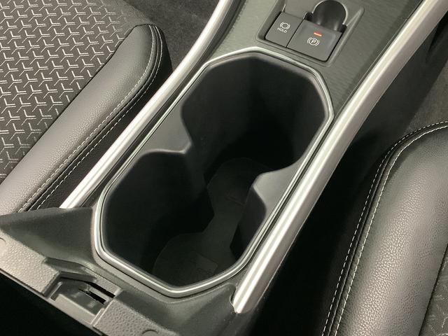 ロッキー プレミアムＧ　ＨＥＶ　ワンオーナー　ディスプレイオーディオ　１年保証　９インチディスプレイオーディオ　ワンオーナー　ドラレコ　全方位カメラ　アダプティブクルーズコントロール　前後コーナーセンサー　前席シートヒーター　ＵＳＢ接続　１７インチ純正アルミホイール（35枚目）