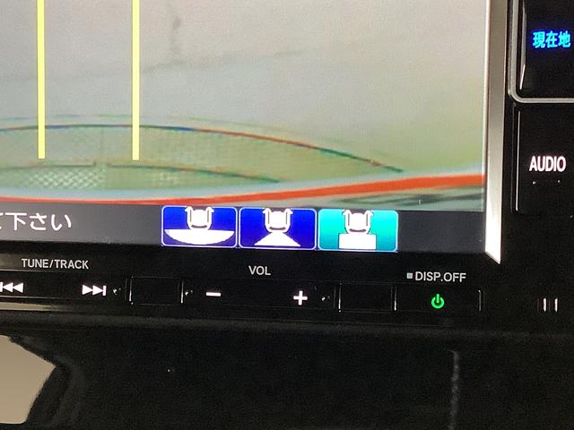 Ｎ－ＢＯＸカスタム Ｇ・Ｌターボホンダセンシング　ワンオーナー　８インチナビＴＶ　１年保証　ワンオーナー　８インチナビＴＶ　ＥＴＣ　バックカメラ　衝突軽減ブレーキ　アダプティブクルーズコントロール　両側電動スライドドア　パドルシフト　Ｂｌｕｅｔｏｏｔｈ　１５インチアルミホイール（9枚目）